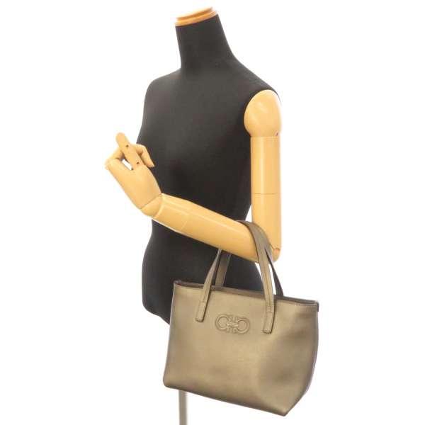 FERRAGAMO サルヴァトーレ・フェラガモ ハンドバッグ ガンチーニ FJ-21