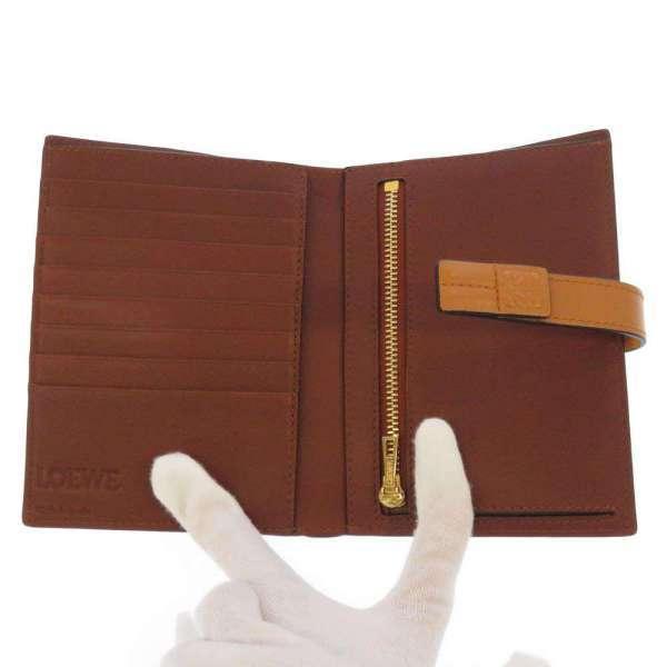LOEWE（ロエベ） 二つ折り財布 バーティカルウォレット ミディアム