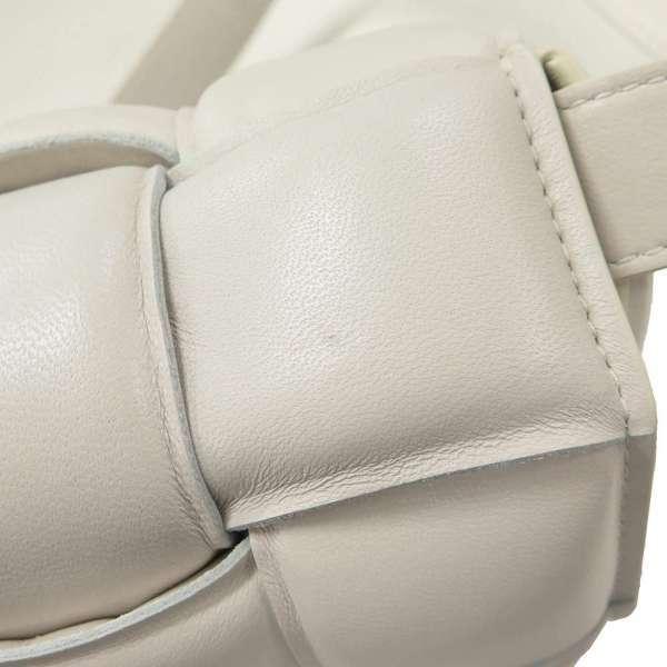 BOTTEGA VENETA ボッテガヴェネタ ショルダーバッグ パデッド カセット 