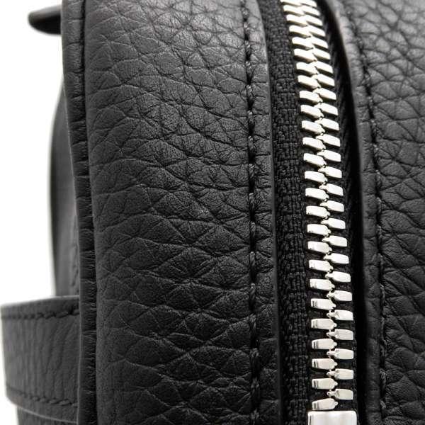 LOUIS VUITTON（ルイ・ヴィトン） ショルダーバッグ LVサークル