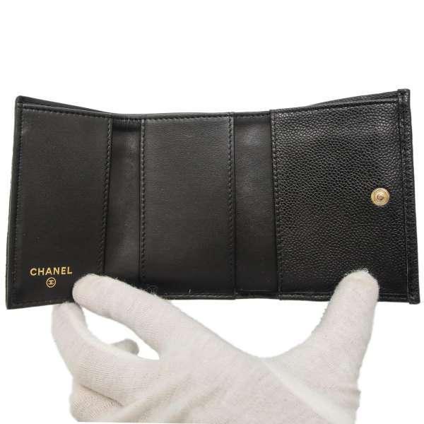 良品　シャネル　キャビアスキン　ココマーク　三つ折り財布　ブラック CHANEL（シャネル） 三つ折り財布 ボーイシャネル ココマーク スモール