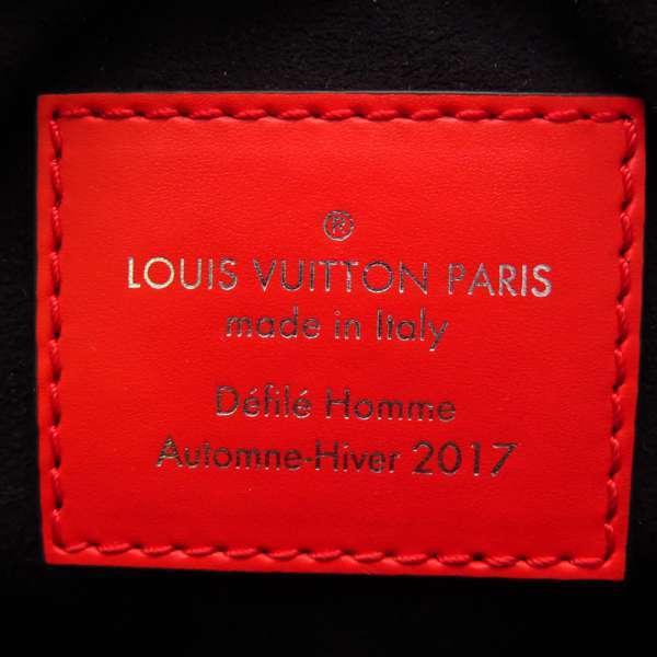 LOUIS VUITTON（ルイ・ヴィトン） ショルダーバッグ エピ ダヌーブPM