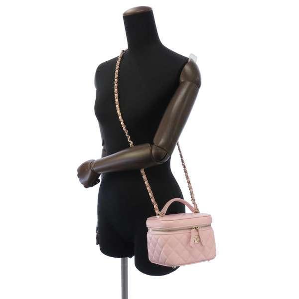 CHANEL（シャネル） チェーンショルダーバッグ マトラッセ ヴァニティ