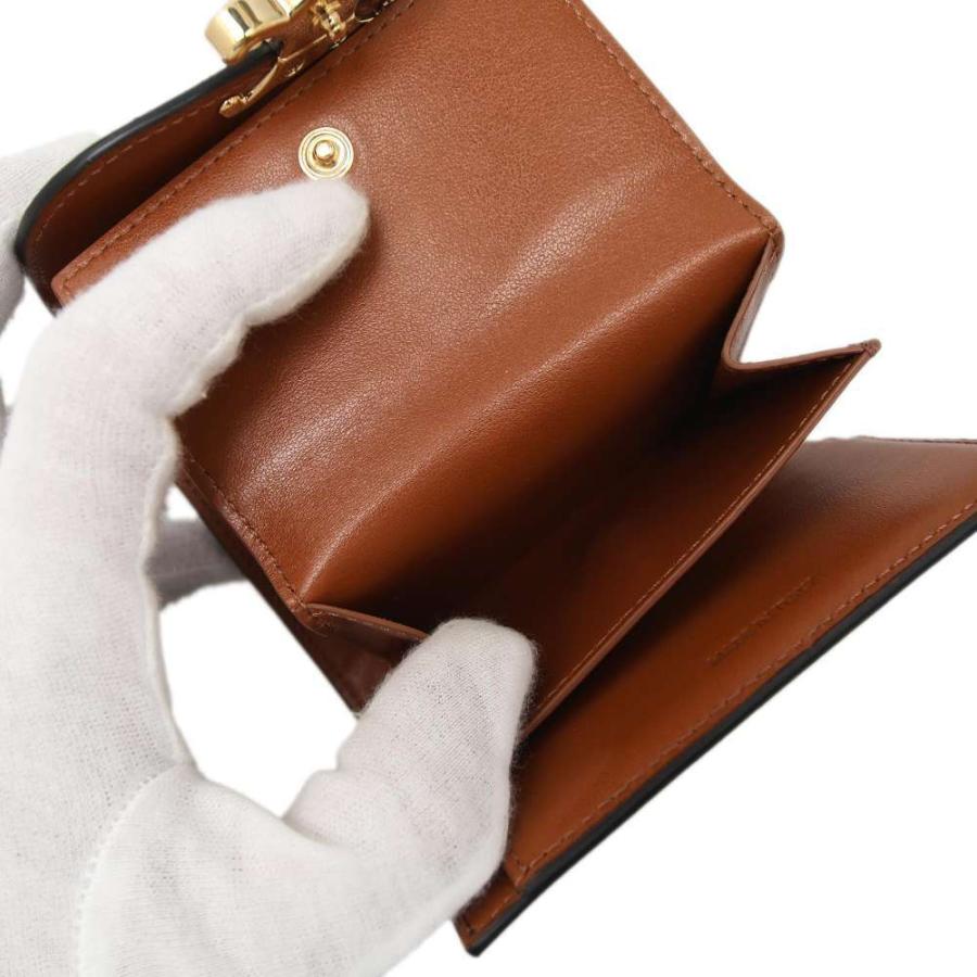 セリーヌ 三つ折り財布 トリオンフ スモール フラップウォレット