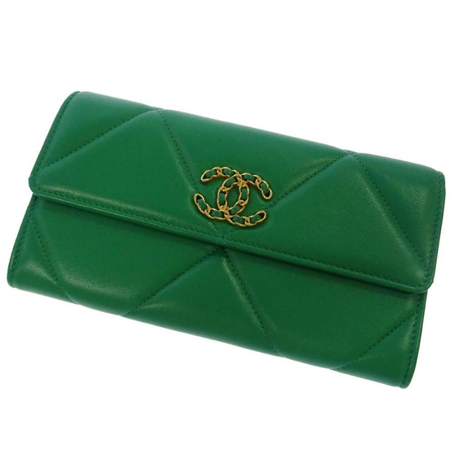 【美品】CHANEL（シャネル）マトラッセ　ラムスキン　長財布　緑　グリーン シャネル 長財布 シャネル19 ココマーク ラムスキン AP0955 CHANEL
