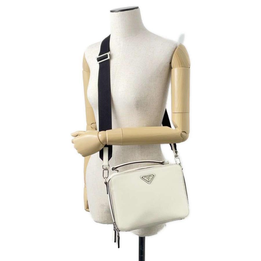PRADAプラダ 三角ロゴ メンズ ショルダーバッグ サフィアーノ 白タグ 良品】 PRADA プラダ ショルダーバッグ トートバッグ 三角ロゴプレート