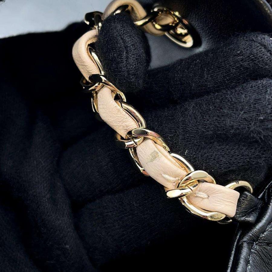 シャネル チェーンショルダーバッグ マトラッセ ココマーク ラムスキン