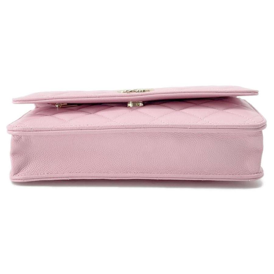 CHANEL 財布 シャネル チェーンウォレット マトラッセ ココマーク キャビアスキン