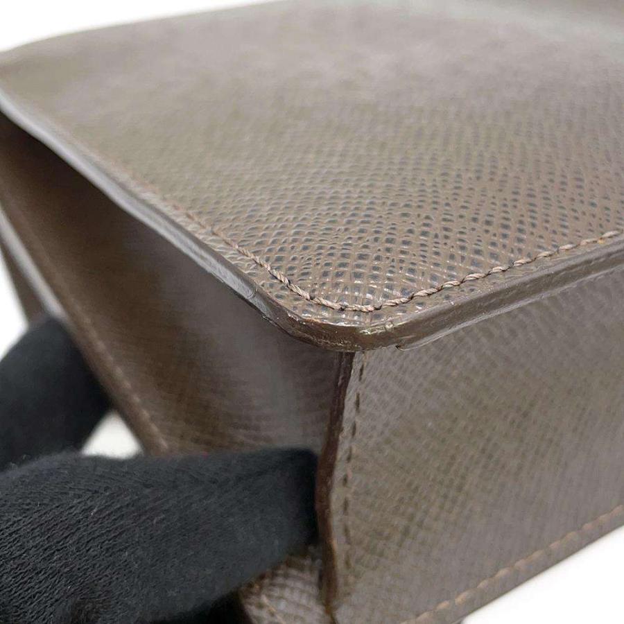 ルイヴィトン クラッチバッグ タイガ ベライア M32598 LOUIS VUITTON