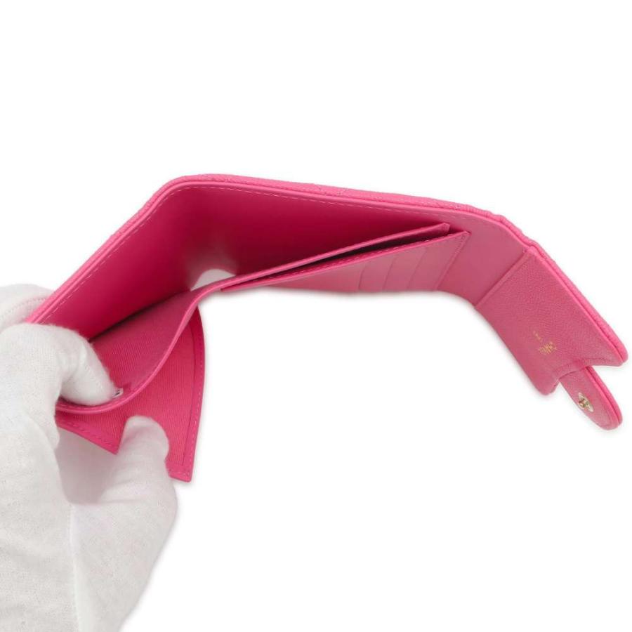 シャネル 三つ折り財布 マトラッセ ココマーク キャビアスキン A82288