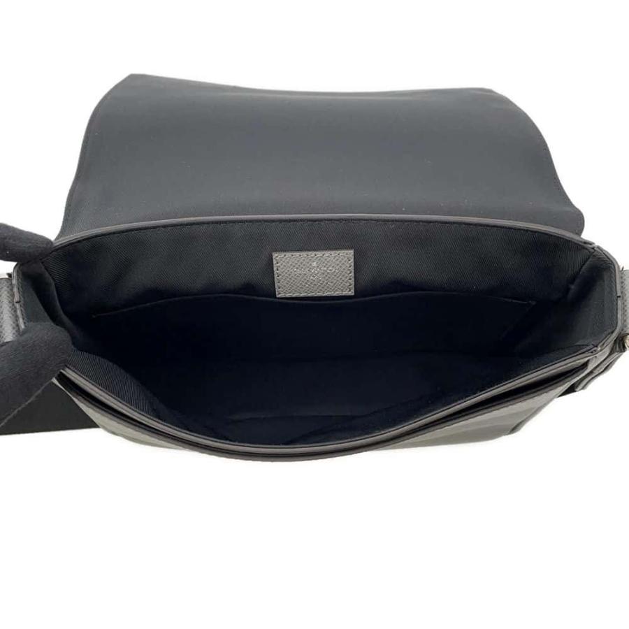 ルイヴィトン ショルダーバッグ タイガ ディストリクト PM NV3