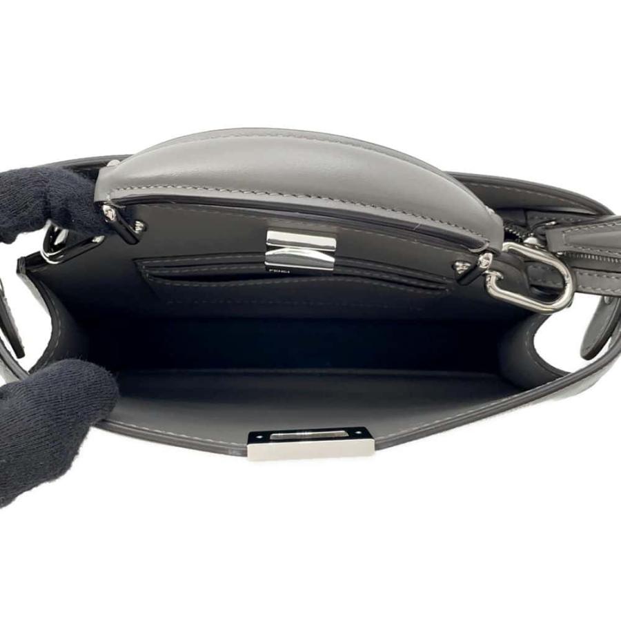 フェンディ ハンドバッグ ピーカブー アイシーユー エックスクロス