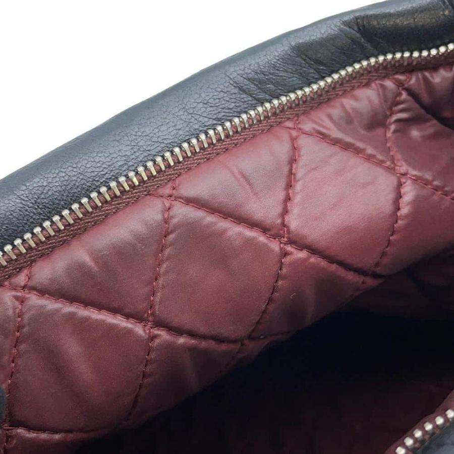 正規品 シャネル CHANEL ココマーク マトラッセ レザー クラッチバッグ CHANEL（シャネル） （未使用 展示品）シャネル CHANEL 19 ラウンド