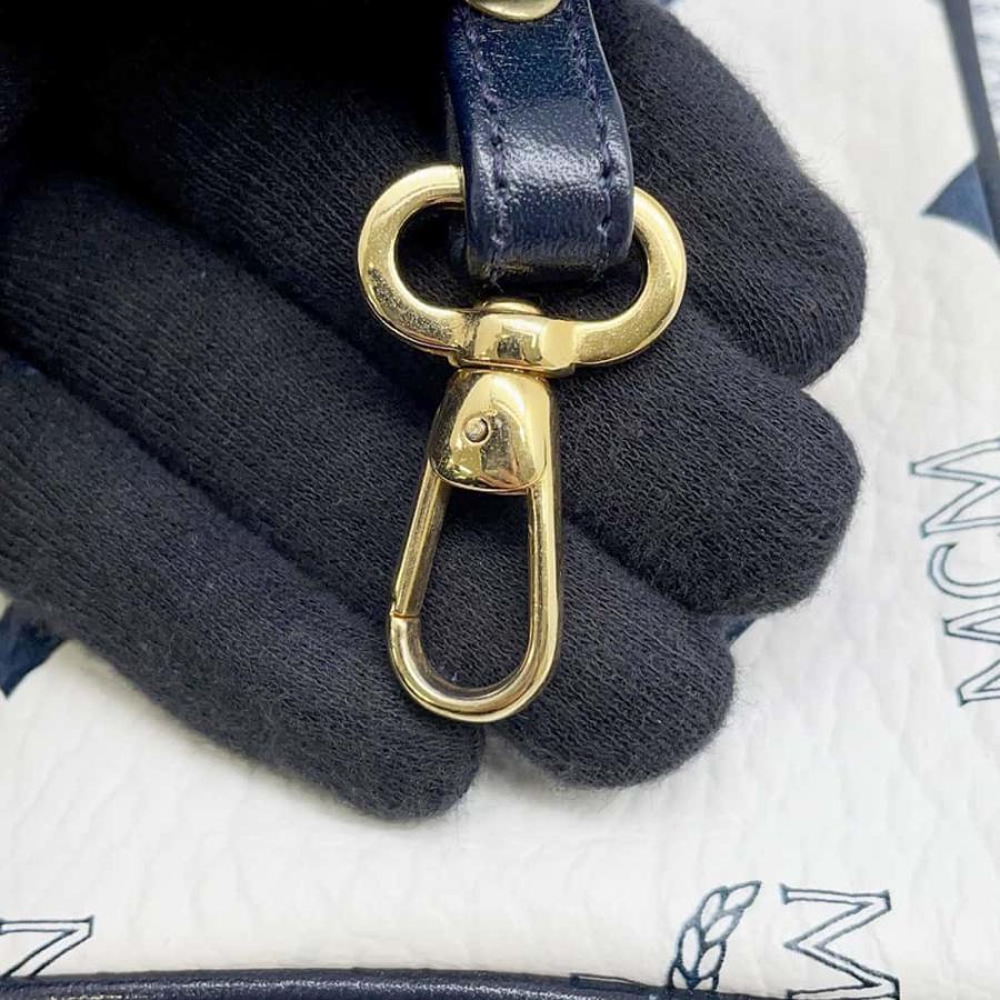 エムシーエム ショルダーバッグ ロゴ レザー MCM バッグ 白 【安心保証