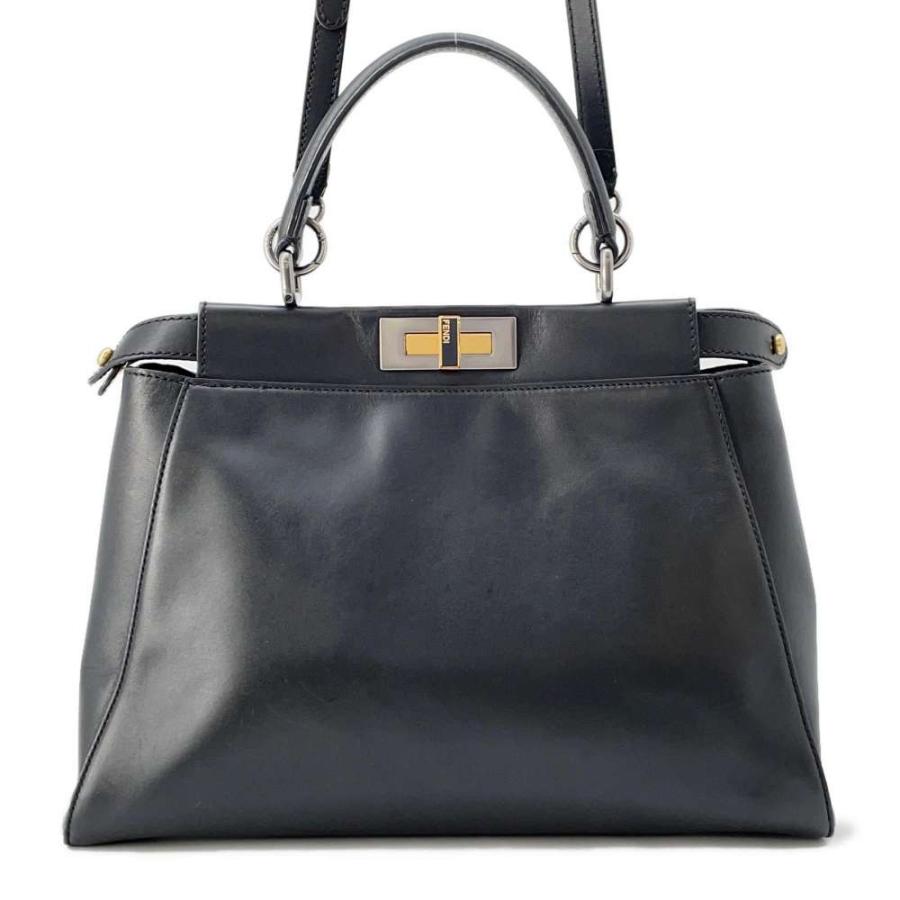 フェンディ 8BN226 ピーカブー レギュラー 2WAYハンドバッグ レザー FENDI（フェンディ） 【美品】フェンディ ピーカブー レギュラー
