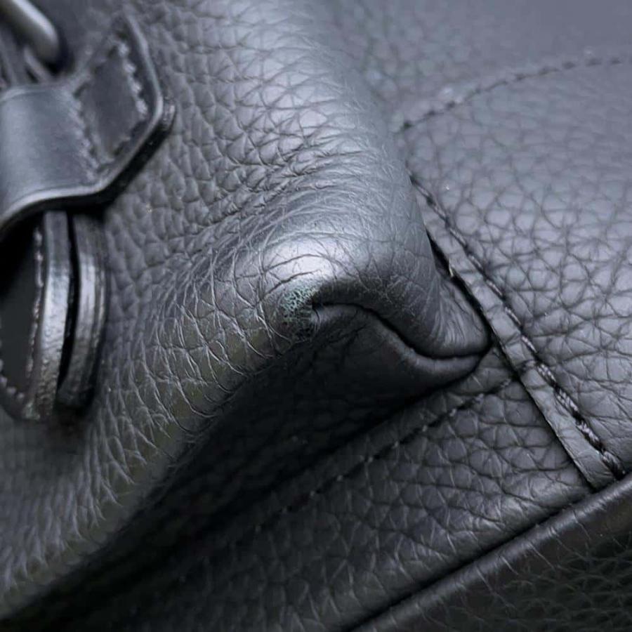 ルイヴィトン リュック トリヨンレザー クリストファー・スリムバック