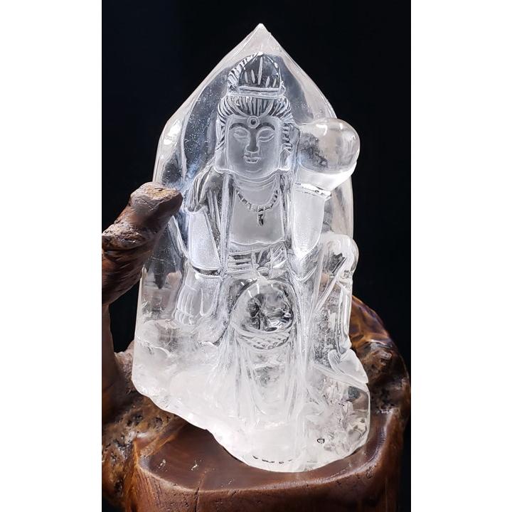 水晶　観音像彫刻品　ブラジル産_3
