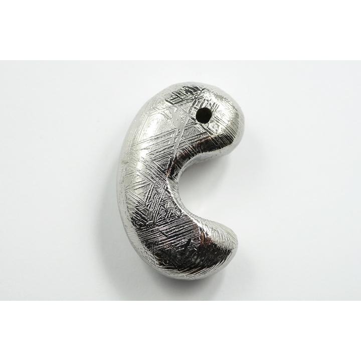 30mmギベオン古代勾玉 ナミビア産の画像