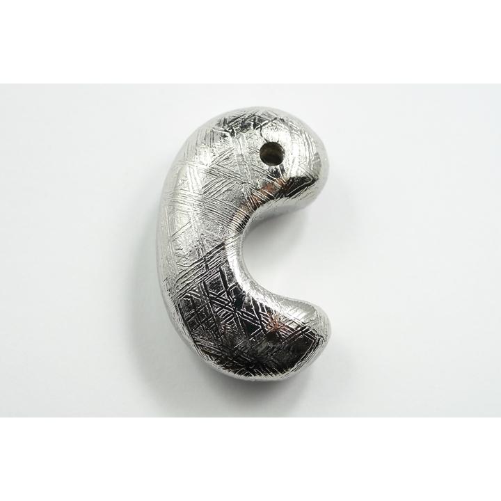 30mmギベオン古代勾玉 ナミビア産_1