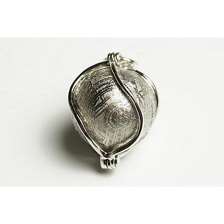 大玉！18mmギベオンバスケットペンダントトップ　ナミビア産
