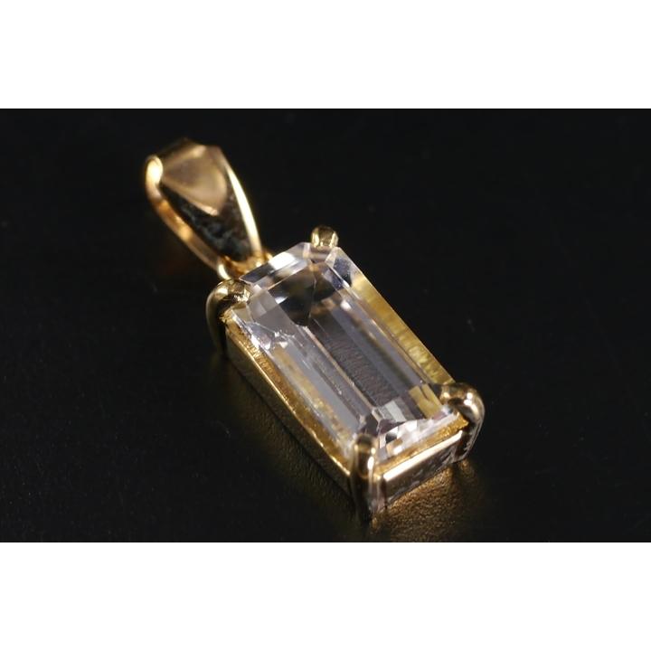 0.83ct フェナカイトK18ペンダントトップ ファイナルグレード++ ブラジル産 鑑別書付き