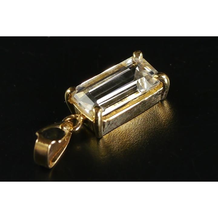 0.83ct フェナカイトK18ペンダントトップ ファイナルグレード++ ブラジル産 鑑別書付きの画像