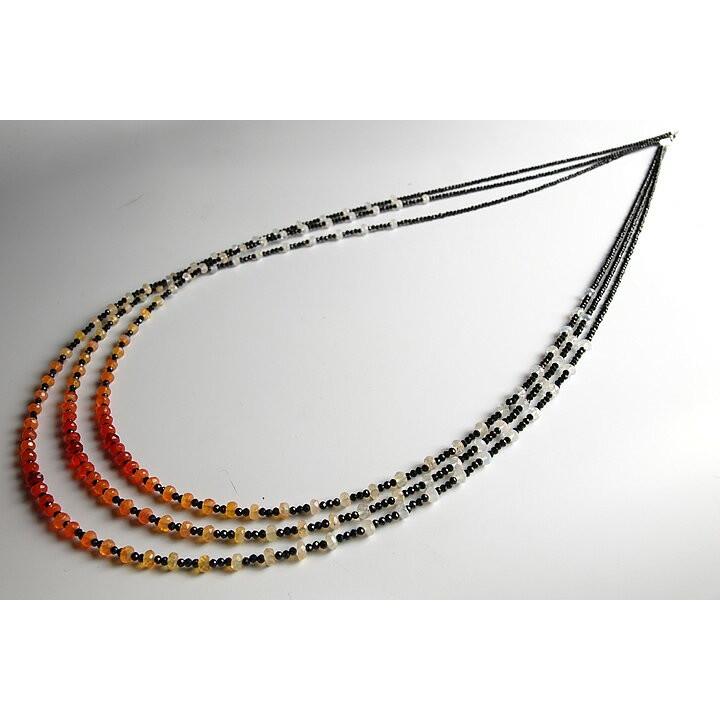 ブラックスピネル×メキシカンオパールネックレス(インド加工)　3連タイプ