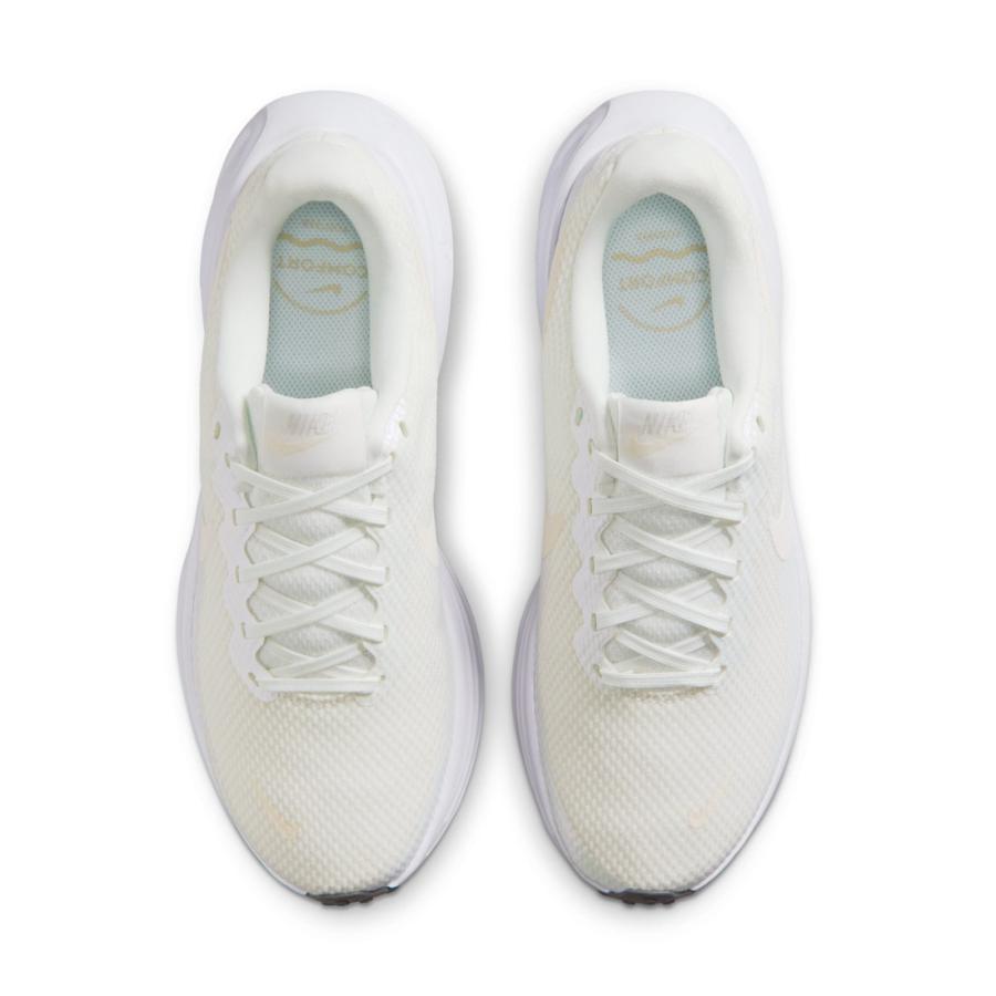 NIKE（ナイキ） レディース スニーカー レボリューション 8 HJ8485-105