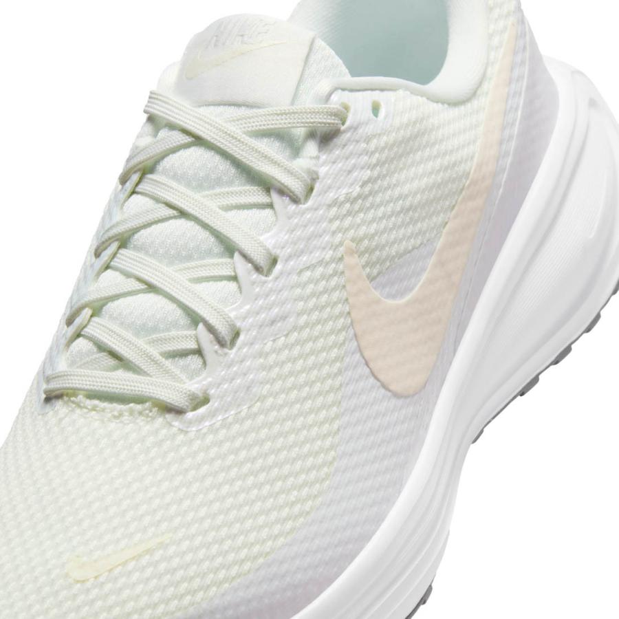 NIKE（ナイキ） レディース スニーカー レボリューション 8 HJ8485-105