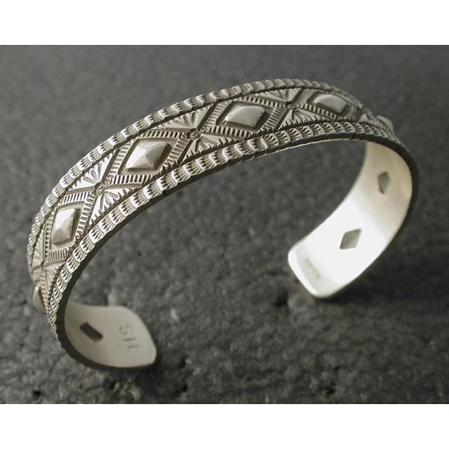 シルバーアクセサリー バングル インディアンジュエリー ナバホ Herman