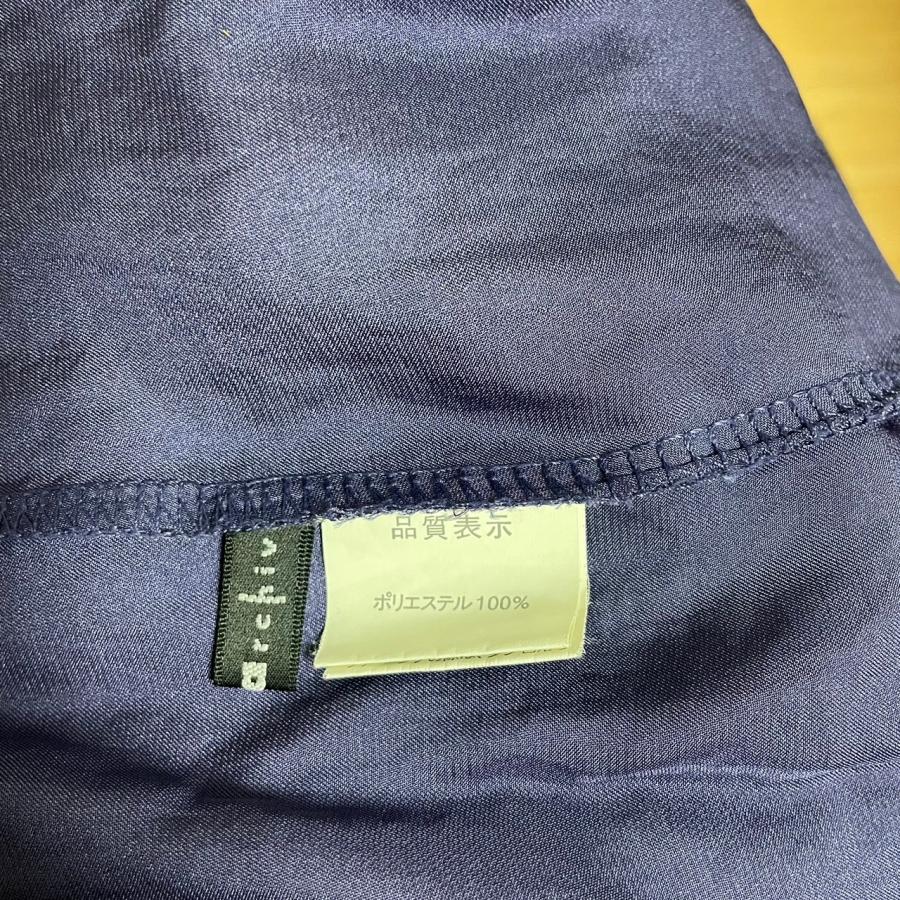 キャミソール archives ネイビー Vネック サテン風 | archives | 02