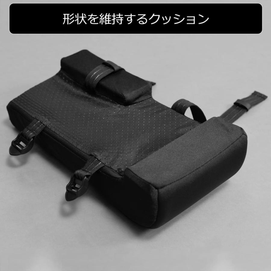 Bauhutte（バウヒュッテ） アームクッション バウヒュッテ専門店