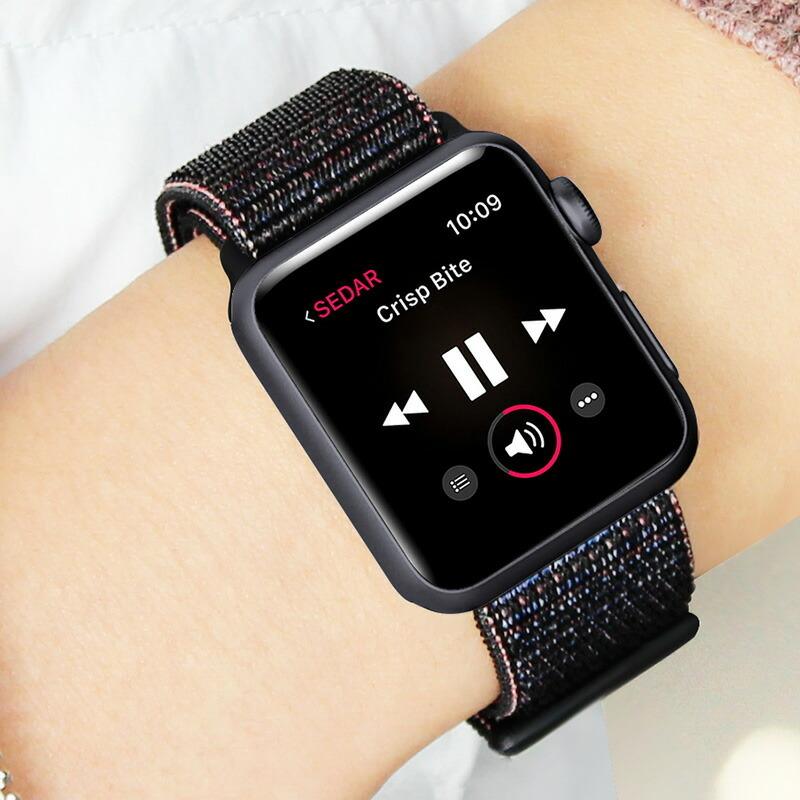 Apple Watch アップルウォッチ  シリーズ4 40ミリ　 Restored Apple Watch Series 4 GPS - 40mm - Sport Band - Aluminum