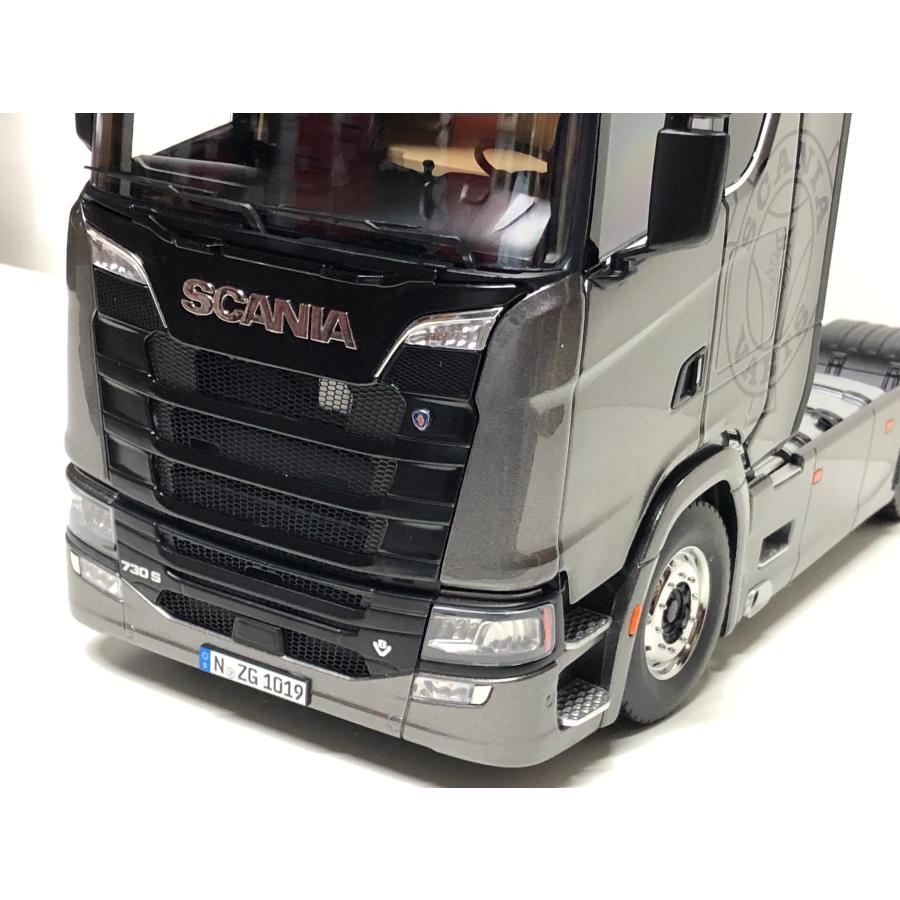 NZG 1/18 Scania V8 730S 4x2 Tractor グレー スカニア NZG 1/18 Scania V8 730S 4x2 Tractor グレー スカニア
