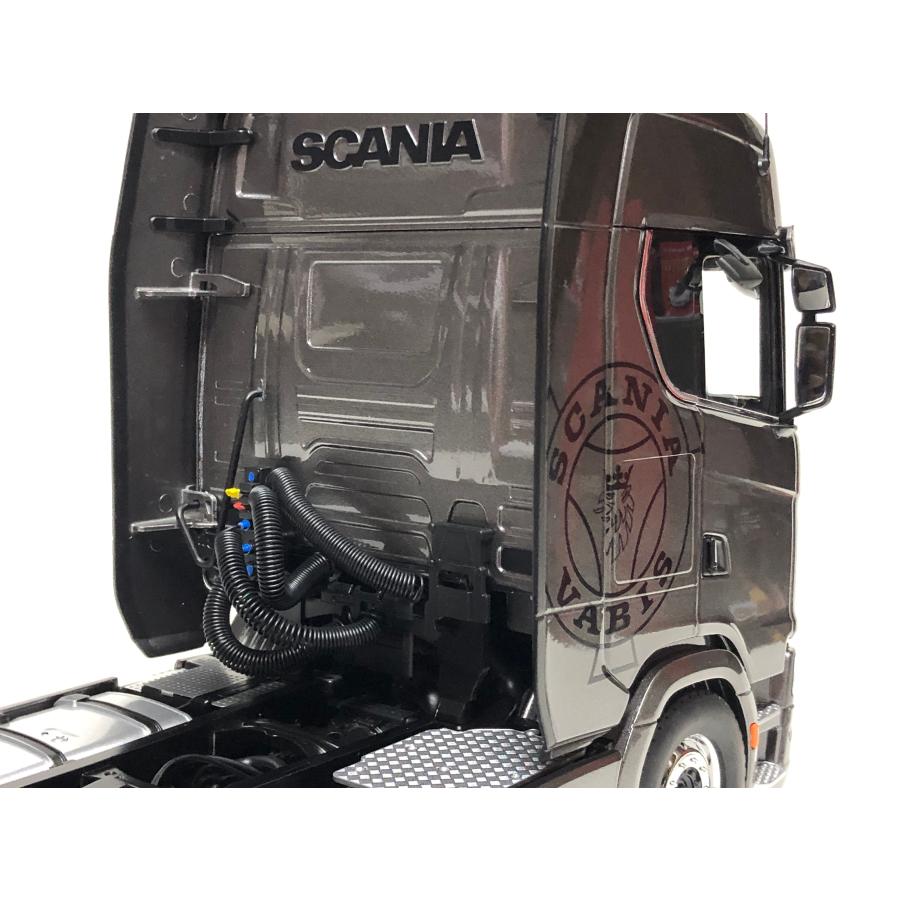 NZG 1/18 Scania V8 730S 4x2 Tractor グレー スカニア NZG 1/18 Scania V8 730S 4x2 Tractor グレー スカニア