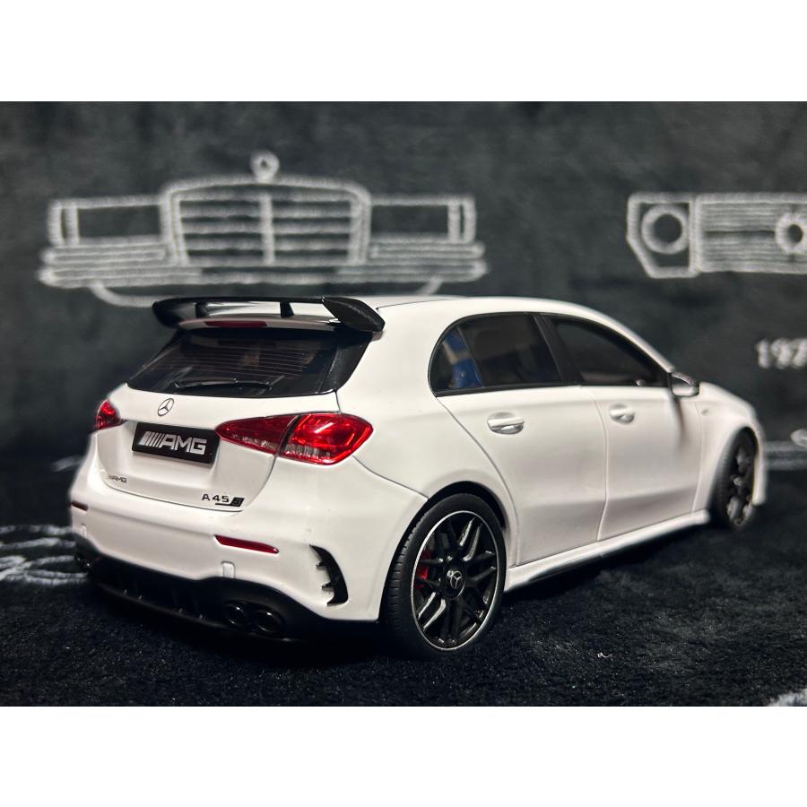 NZG 1/18 Mercedes Benz AMG A 45 S 4Matic Polar white メルセデス