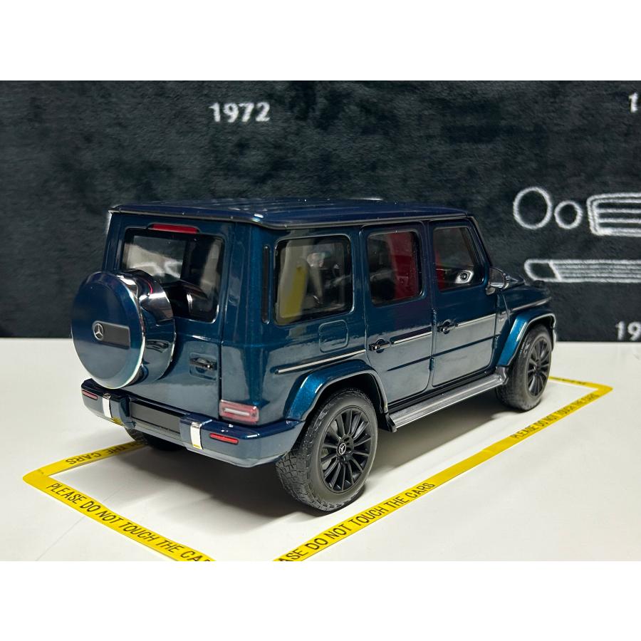 ミニチャンプス minichamps 1/18 Mercedes Benz G500 W463 2020 ブルー