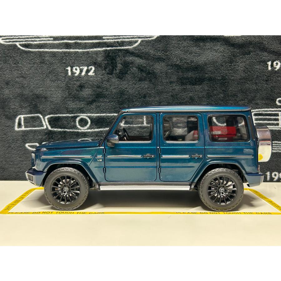 ミニチャンプス minichamps 1/18 Mercedes Benz G500 W463 2020 ブルー