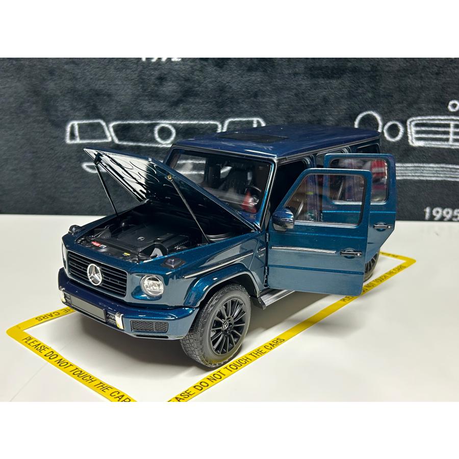 ミニチャンプス minichamps 1/18 Mercedes Benz G500 W463 2020 ブルー