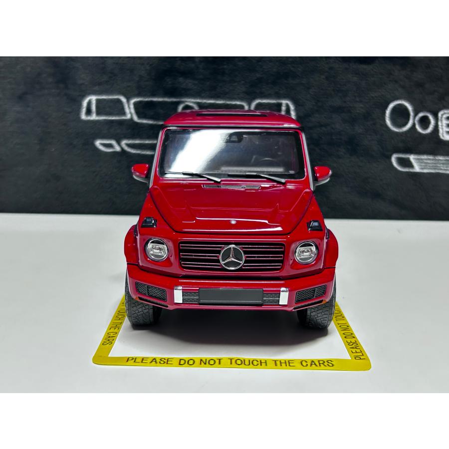 メルセデス ベンツ V230 1/43 ミニカー Vクラス 赤 メルセデス ベンツ V230 1/43 ミニカー Vクラス 赤