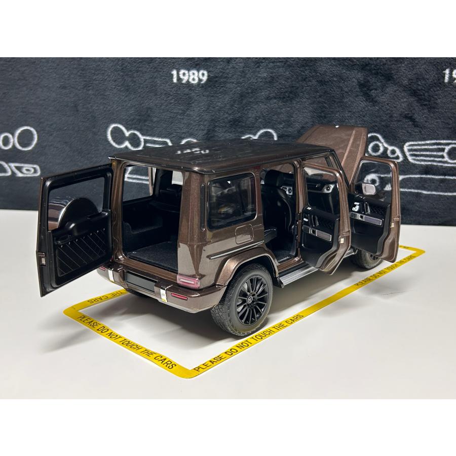 ミニチャンプス minichamps 1/18 Mercedes Benz G500 W463 2020