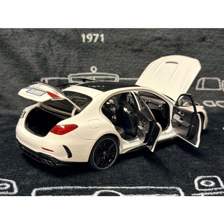 NZG 1/18 Mercedes Benz AMG C63 S E-PERFORMANCE 2024 OPALITH WHITE