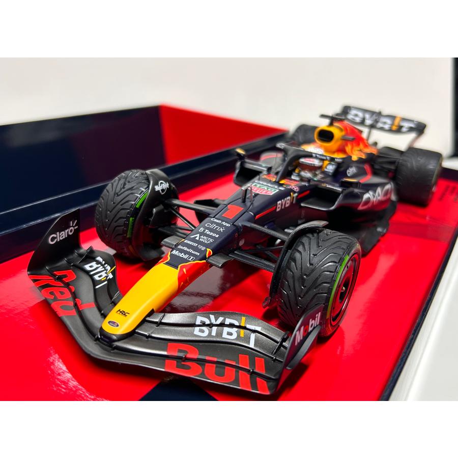 ミニチャンプス minichamps 1/18 Red Bull F1 RB18 #1 Max Verstappen