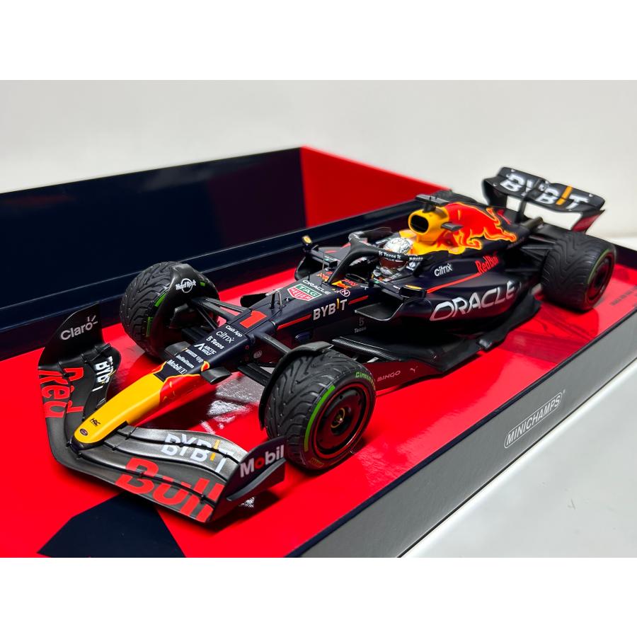 ミニチャンプス minichamps 1/18 Red Bull F1 RB18 #1 Max Verstappen