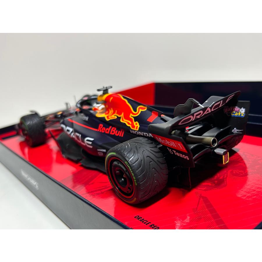 ミニチャンプス minichamps 1/18 Red Bull F1 RB18 #1 Max Verstappen