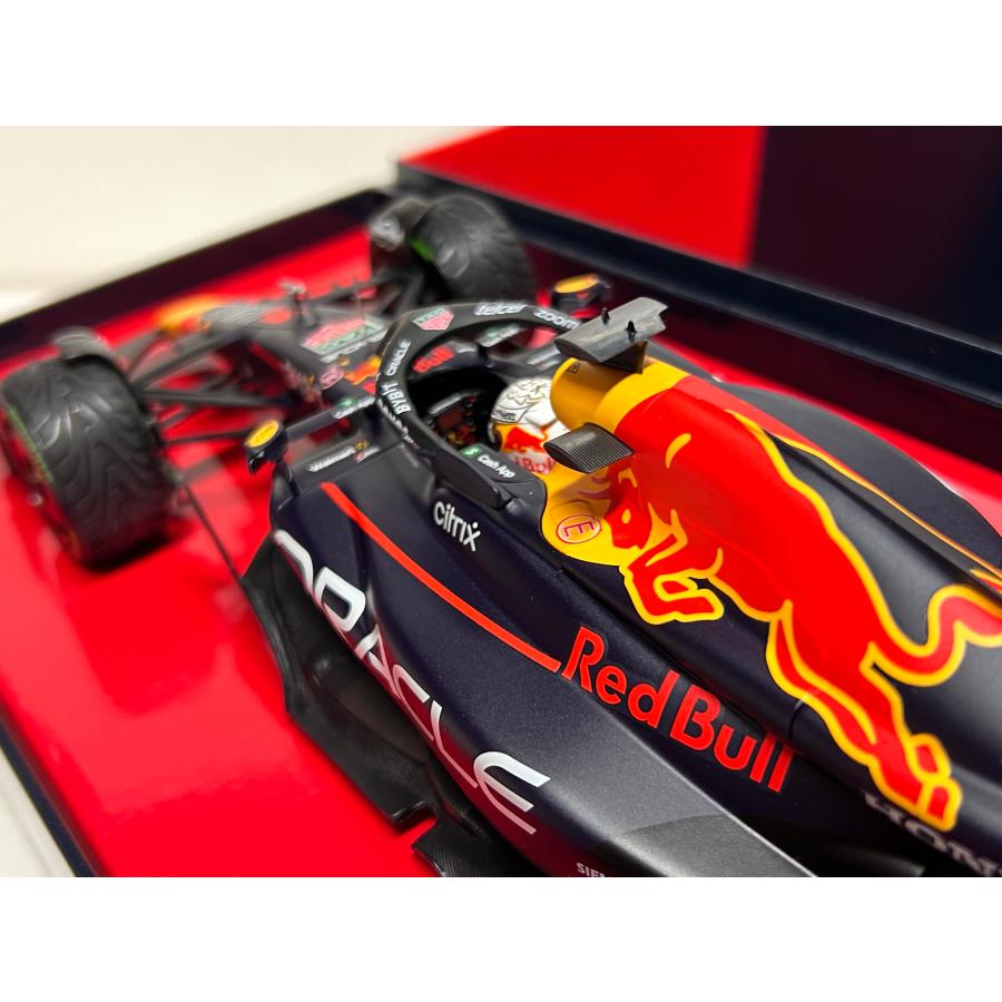 ミニチャンプス minichamps 1/18 Red Bull F1 RB18 #1 Max Verstappen