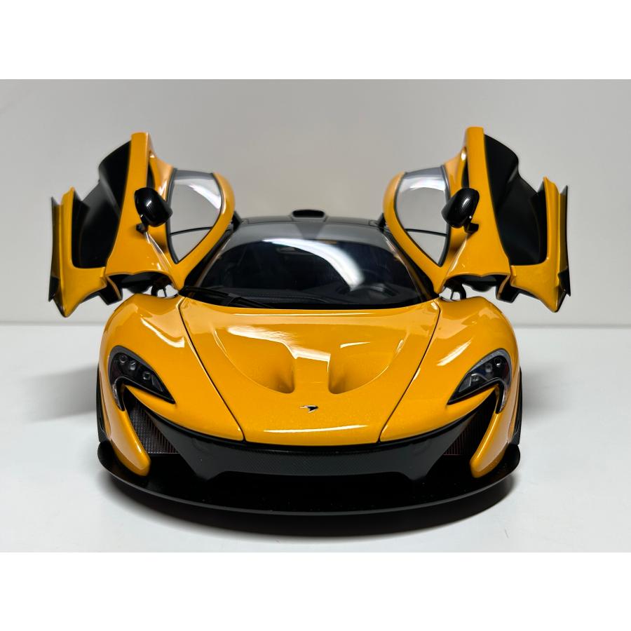 オートアート セール品 AUTOart 1/12 McLaren P1 volcano yellow オートアート セール品 AUTOart 1/12 McLaren P1 volcano yellow