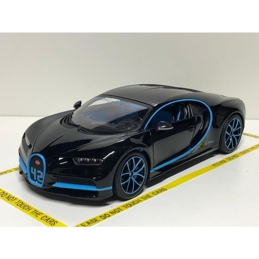 burago 1/18 Bugatti Chiron World Record Car #42 J.-P. Montoya