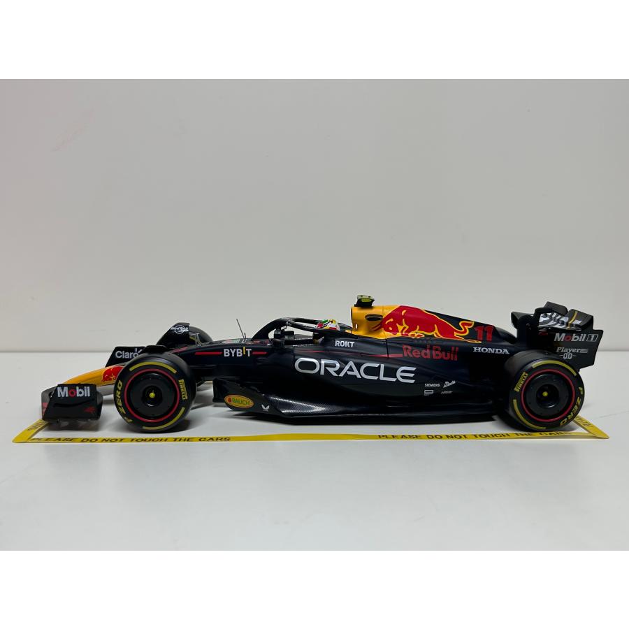 【現在希少】RB19 1/18 burago ミニカー Amazon.com: 1:18 Race Oracle Red Bull Racing RB19 (2023