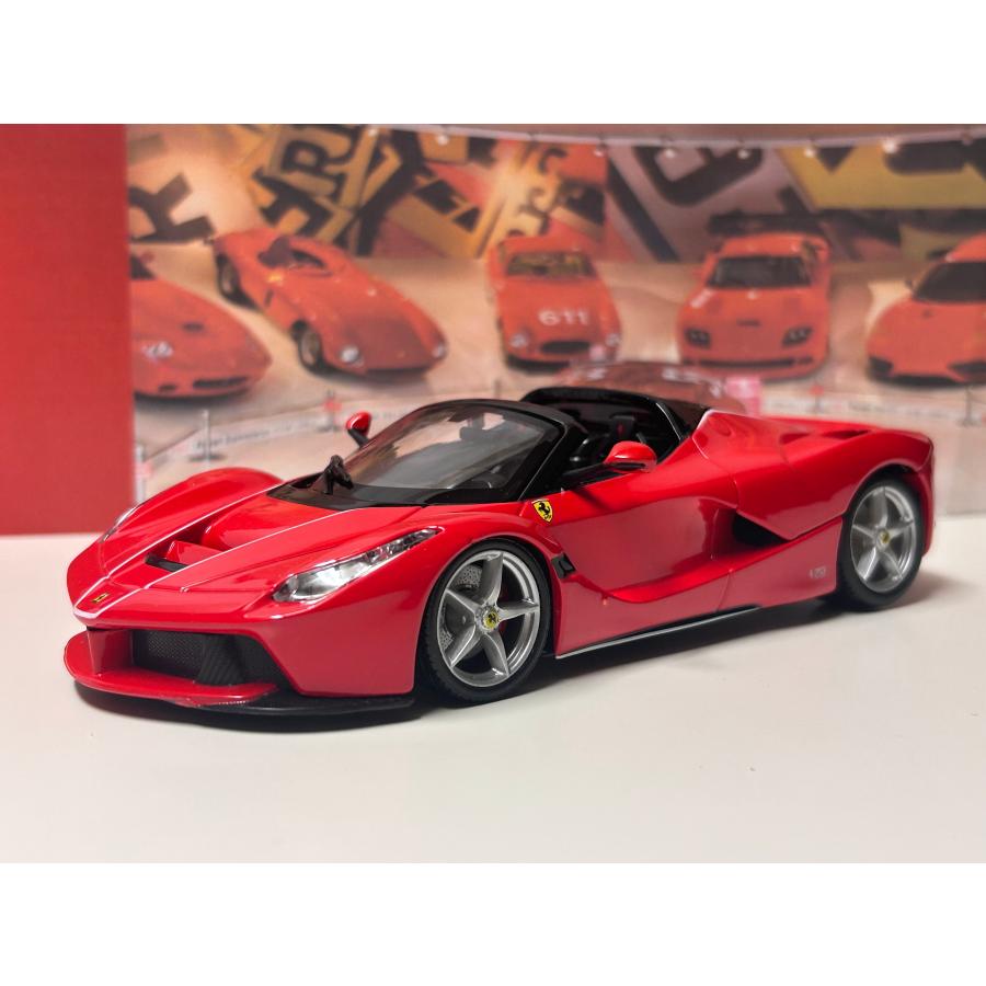 Bburago（ブラーゴ） Burago 1/24 Ferrari La Ferrari Aperta レッド